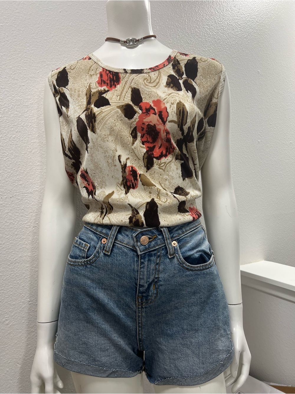 Giorgio Fiorlini Romantic|Cottagecore, Floral Pleated Sleeveless Blouse - Size L